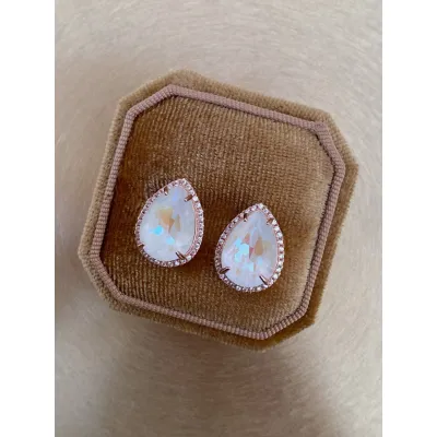 Mademoiselle Stud Rosette Earrings / Light Grey Delite