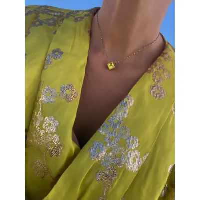 Chloe - Κολιέ με Μενταγιόν Ασημί 925 & Κρύσταλλο Swarovski Citrus Green