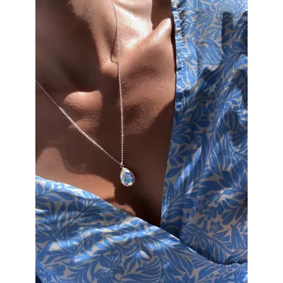 Gabriella Pendant / Iredescent