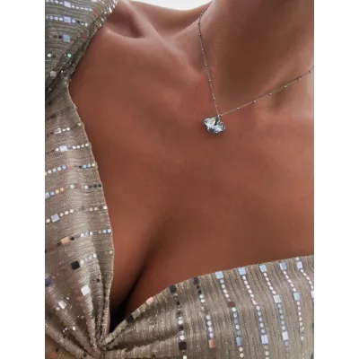 Queen Pendant / Crystal