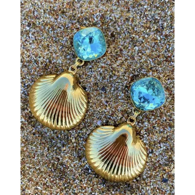 Shell Earrings / Light Turquoise