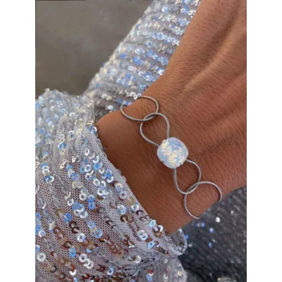 Rebecca Bracelet / White Opal