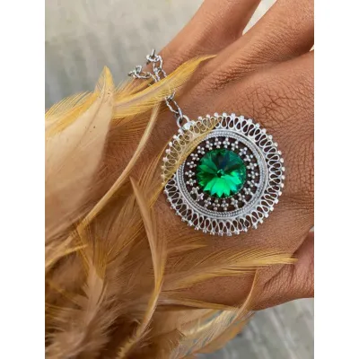 Gloria Pendant / Majestic Green