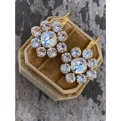 Isabelle Earrings / Crystal