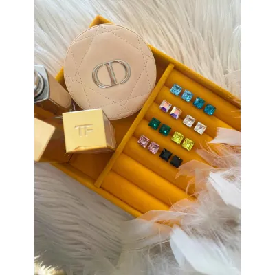 Rebecca Stud Earrings 