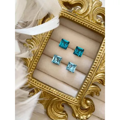 Rebecca Stud Earrings 