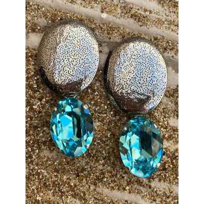 Veronica - Σφυρήλατα Σκουλαρίκια με Κρύσταλλο Swarovski Light Turquoise